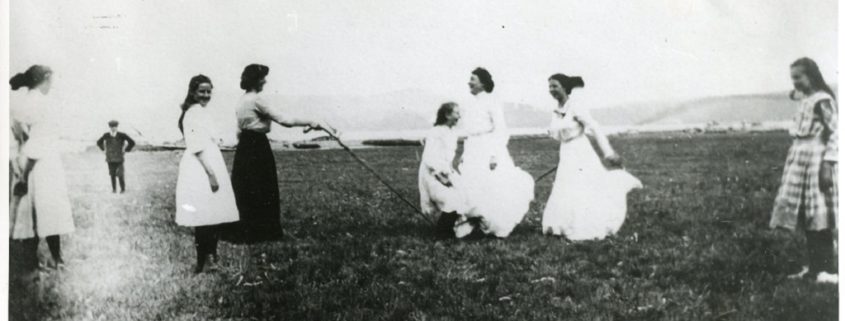 SRHS#2218 Women skipping, Lannon Flats, circa 1920